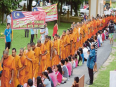 200 nhà sư đi bộ vì hòa bình ở Malaysia